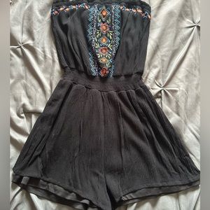 Black strapless romper